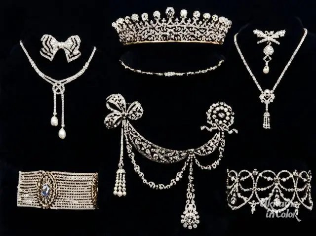 Plate of diamond jewels from the firm's illustrated price list