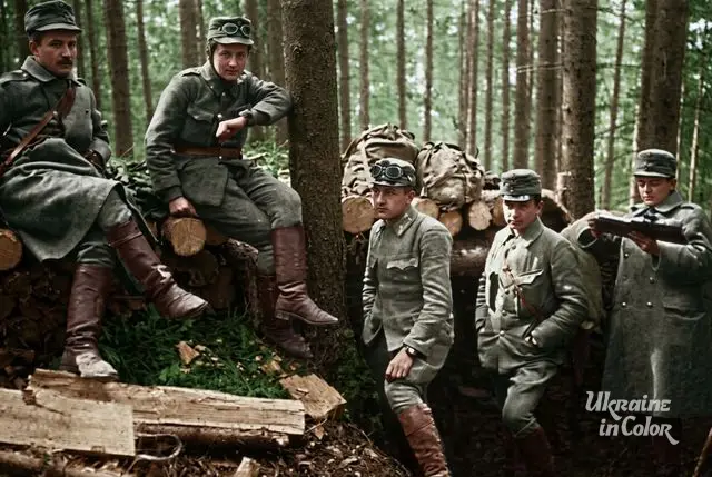 USS Officers on Mount Makivka: Zenon Noskovskyi, Olena Stepaniv, Ivan Chmola, Osyp Yarymovych, Sofia Halechko