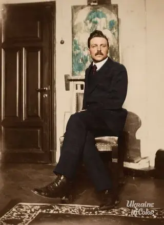Boychuk in a workshop in an apartment in Lviv