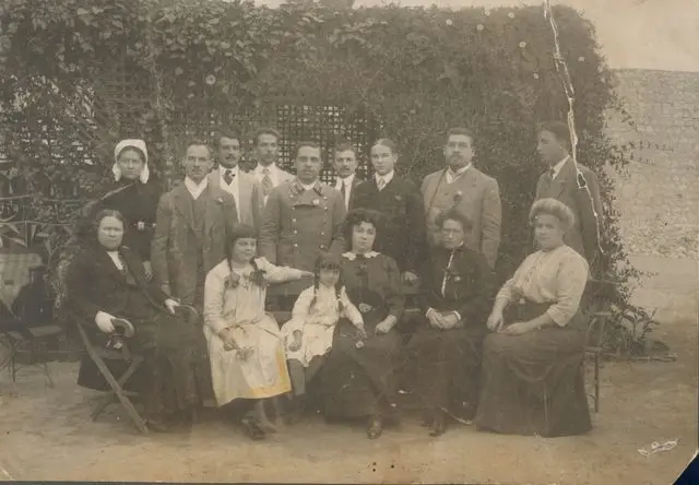 Group photo from Sofiia Rusova's circle